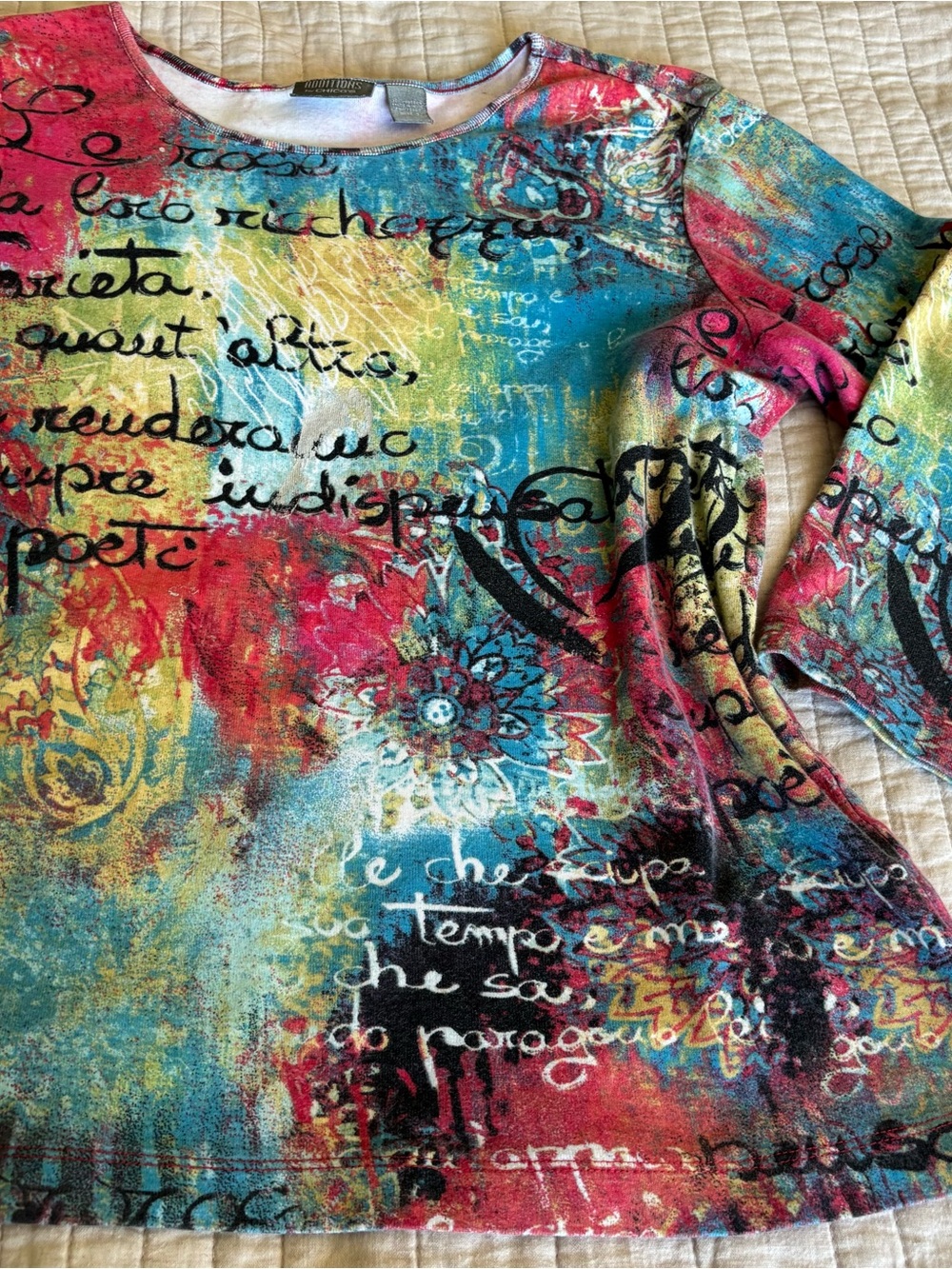 ✨Y2K Chico's Multicolor Abstract Script Long Sleeve Top - Picture 6 of 7